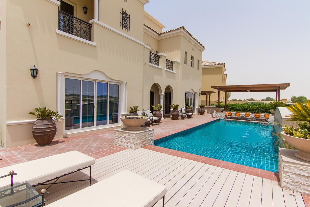 la avenida villa arabian ranches